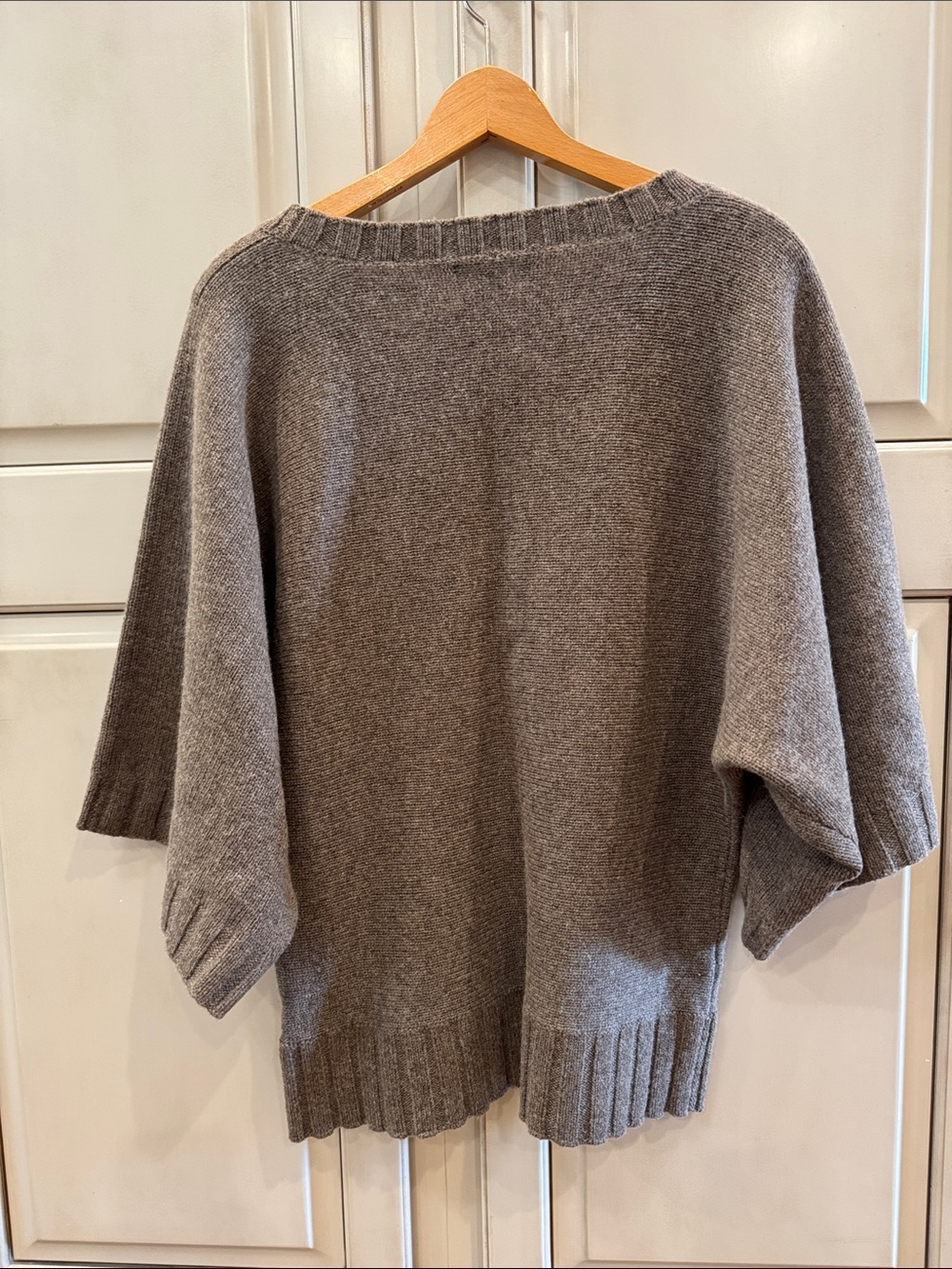 Banana Republic Taupe V-Neck Knit Sweater - Picture 3 of 4
